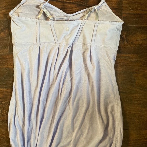 🤠BOGO 50%🤠 Lululemon Debut tank - Picture 3 of 6